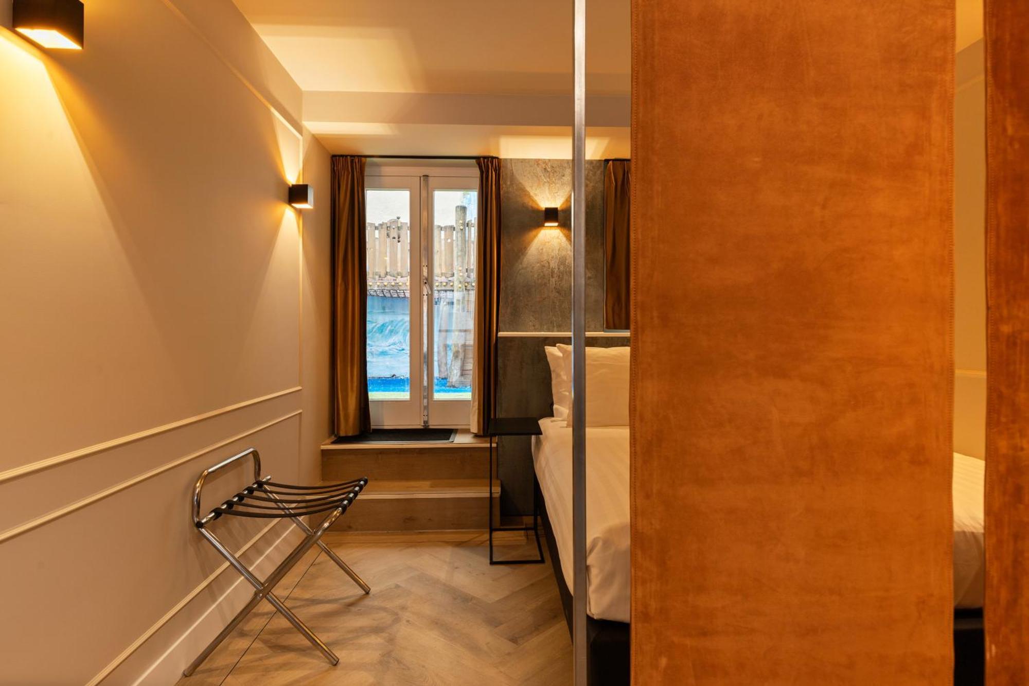 Midtown Hotel Royal Room Amsterdam Exterior photo